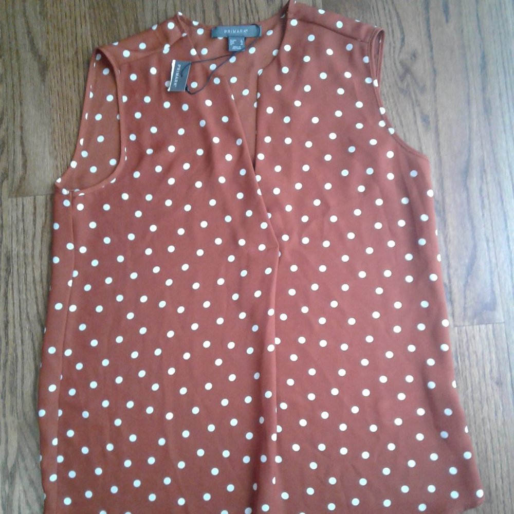 Primark polka dot top size 4